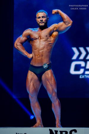 СLASSIC PHYSIQUE НОВИЧКИ